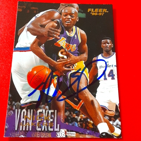 AUTOGRAPHED Nick Van Exel Los Angeles Lakers NBA Basketball Card - Picture 2 of 3